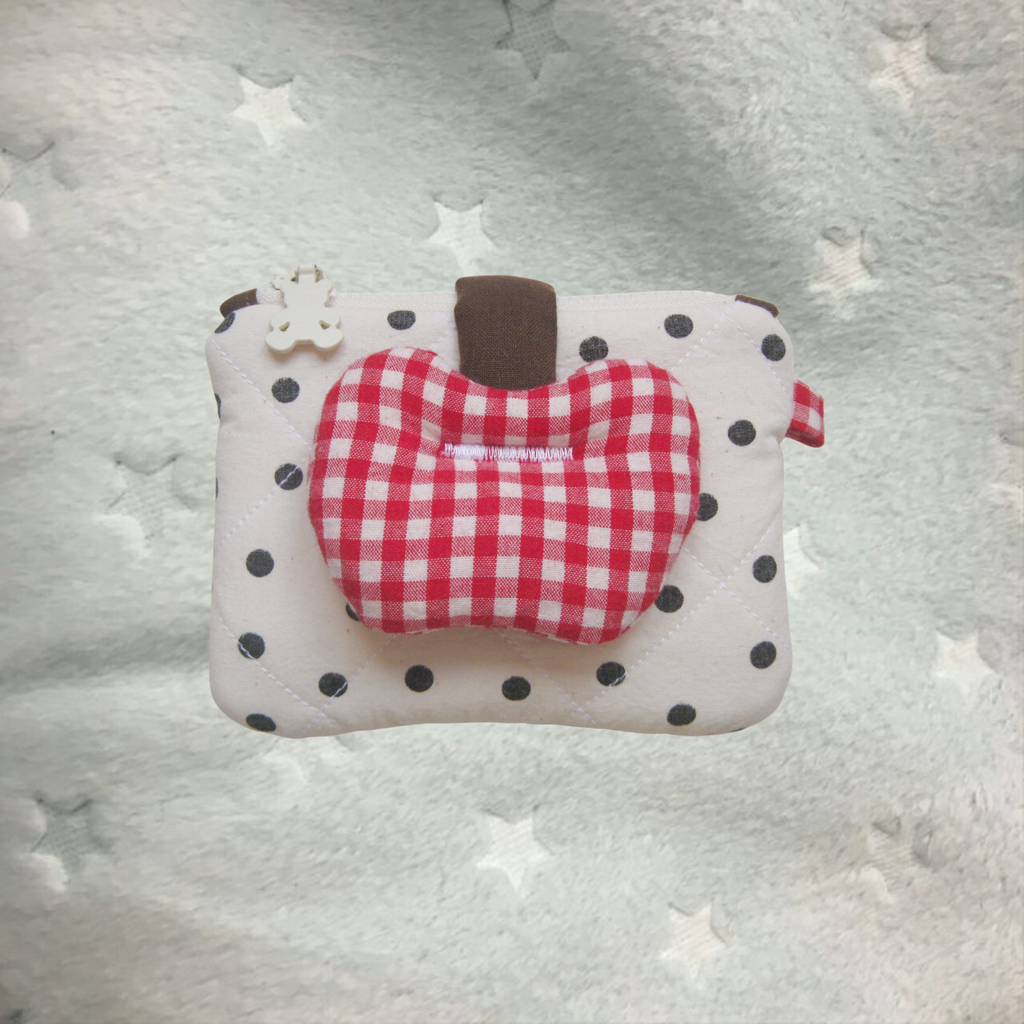 puffy wallet (apple)