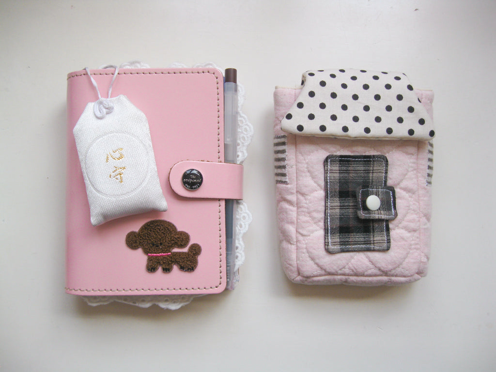 home sweet home camera pouch (simply pink)