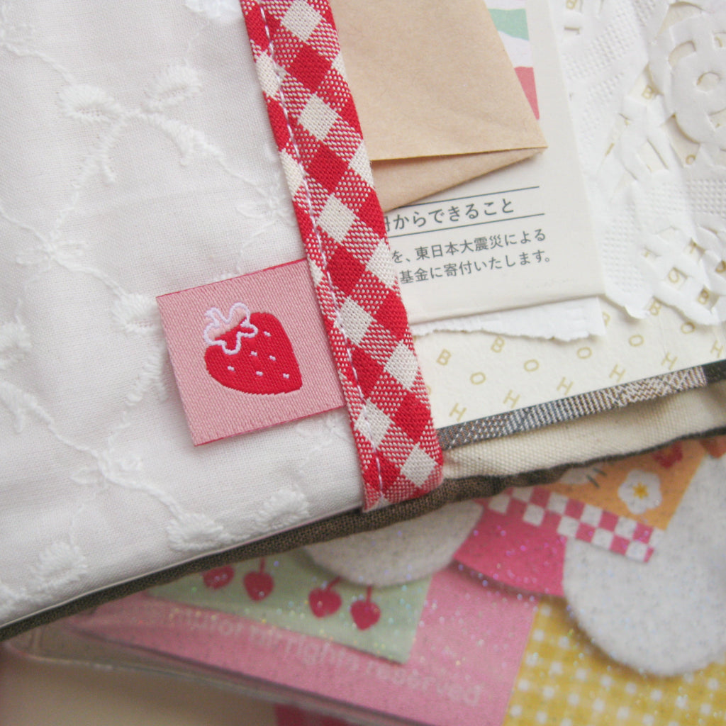 strawberry cake planner cover