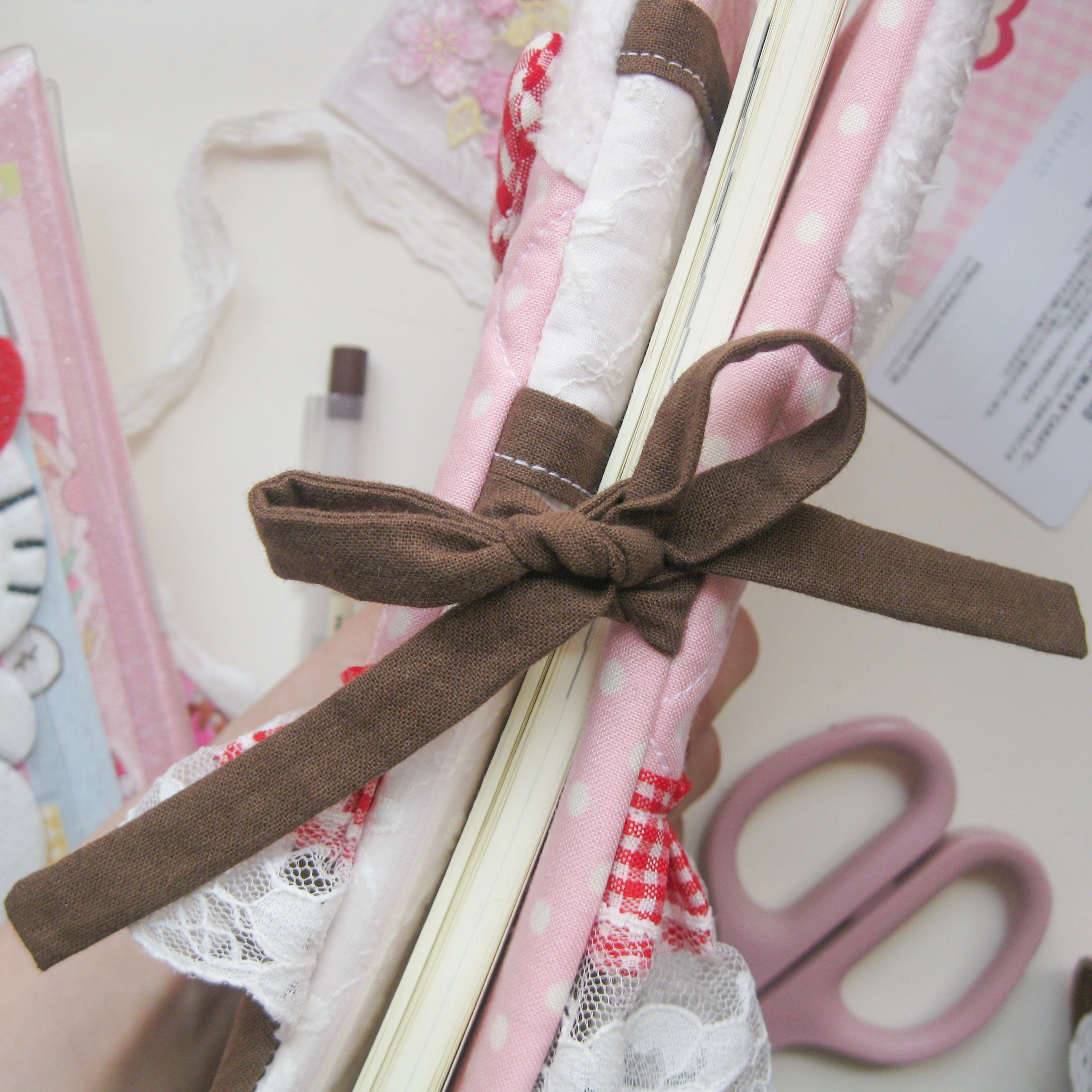 strawberry cake planner cover