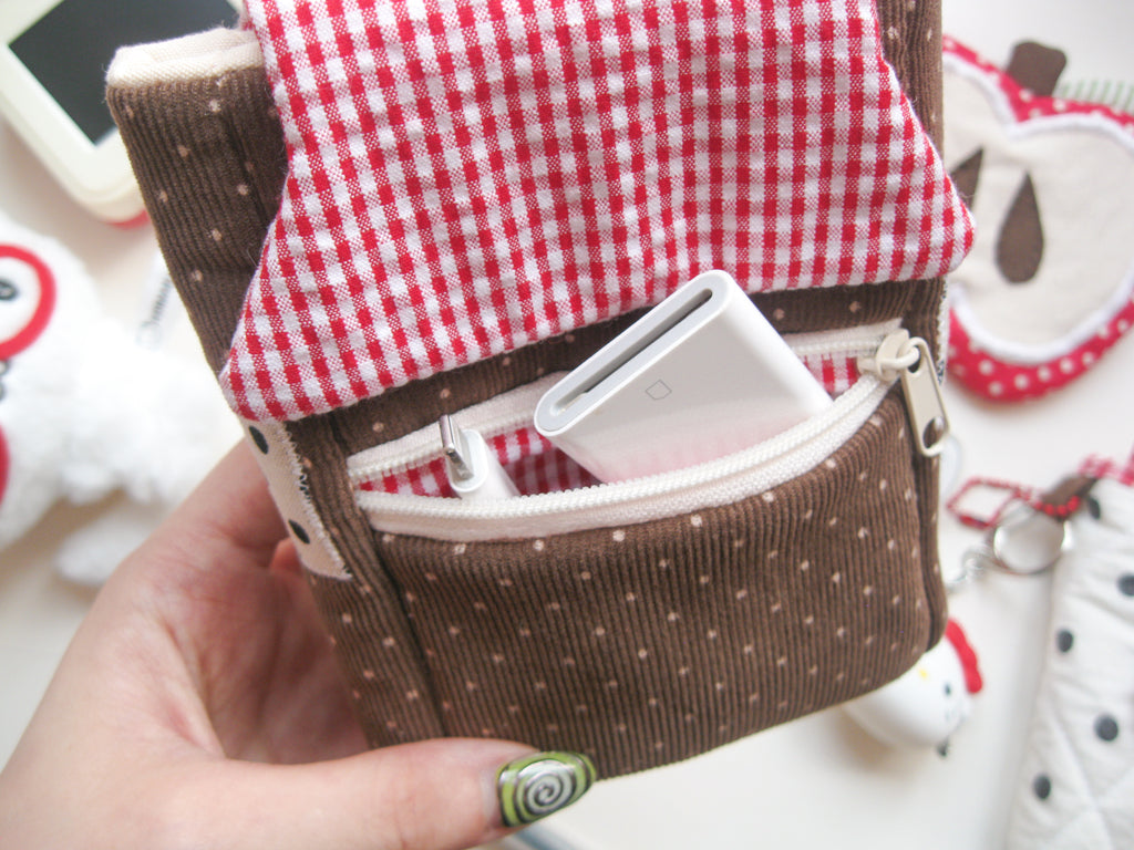 home sweet home camera pouch (the red roof)