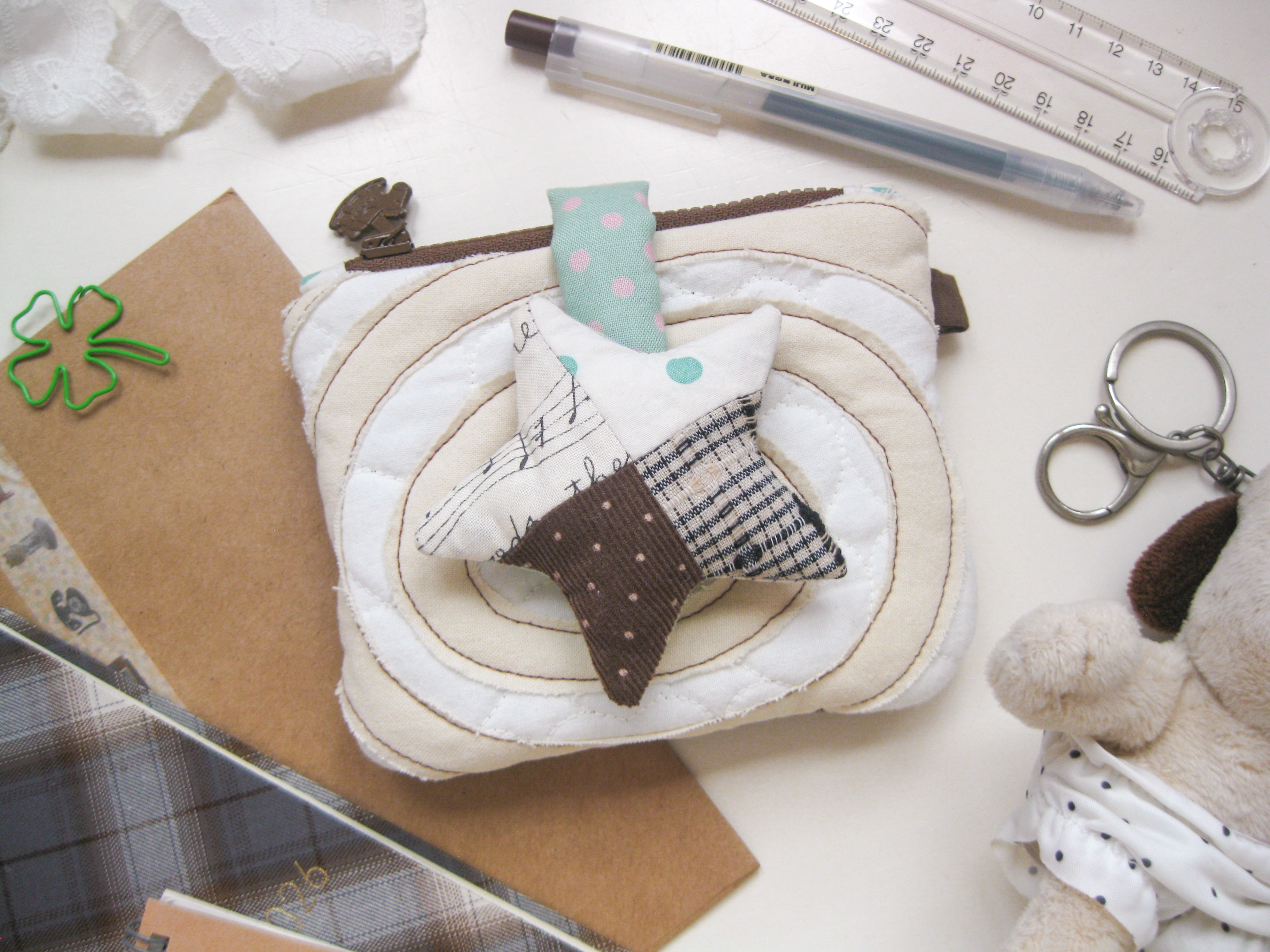 one of a kind puffy wallet (swirly star)