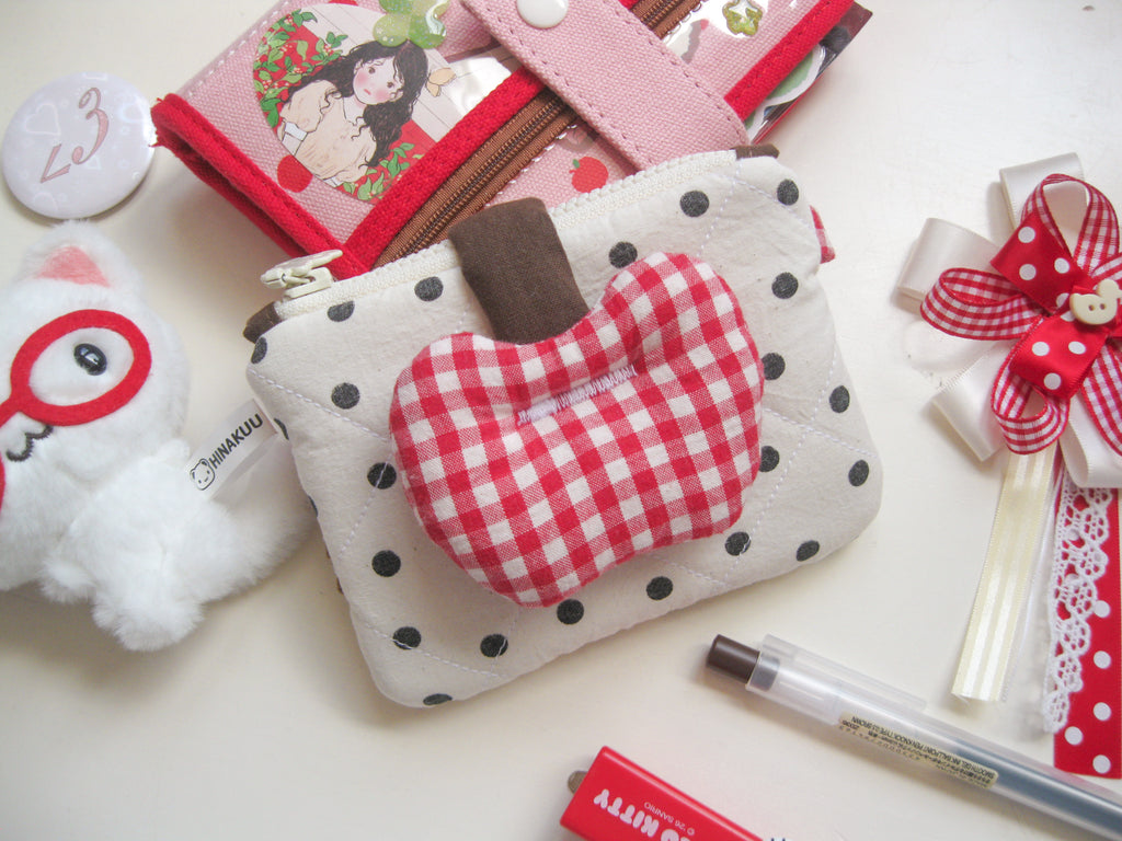 puffy wallet (apple)