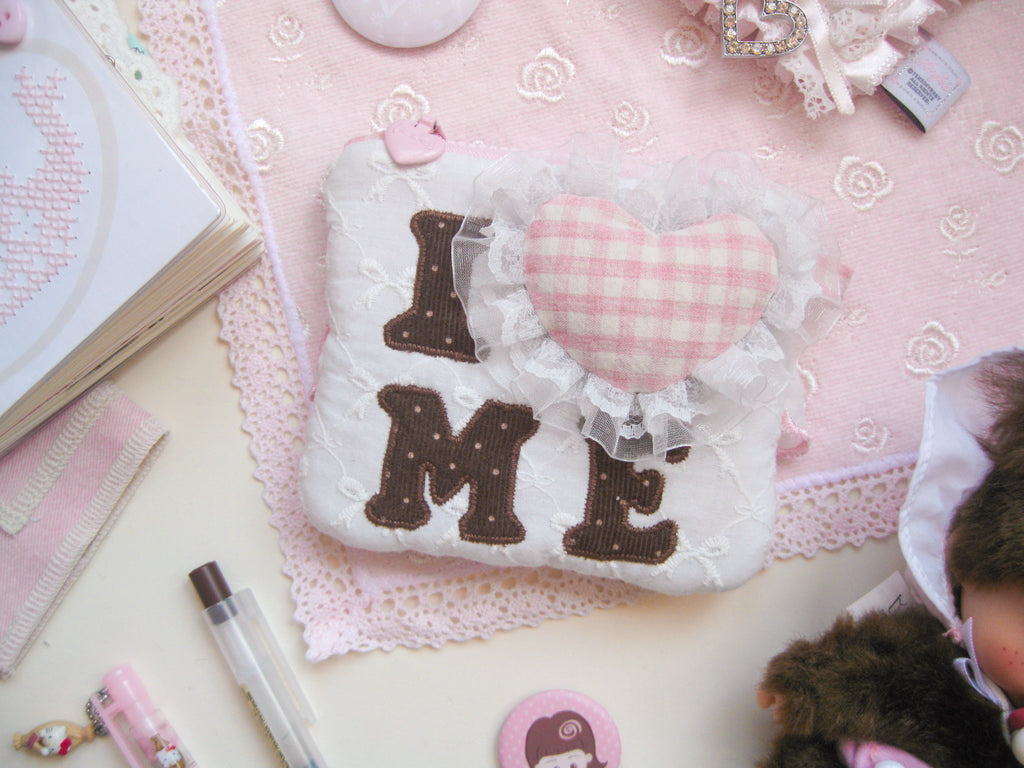 puffy wallet (i <3 me)