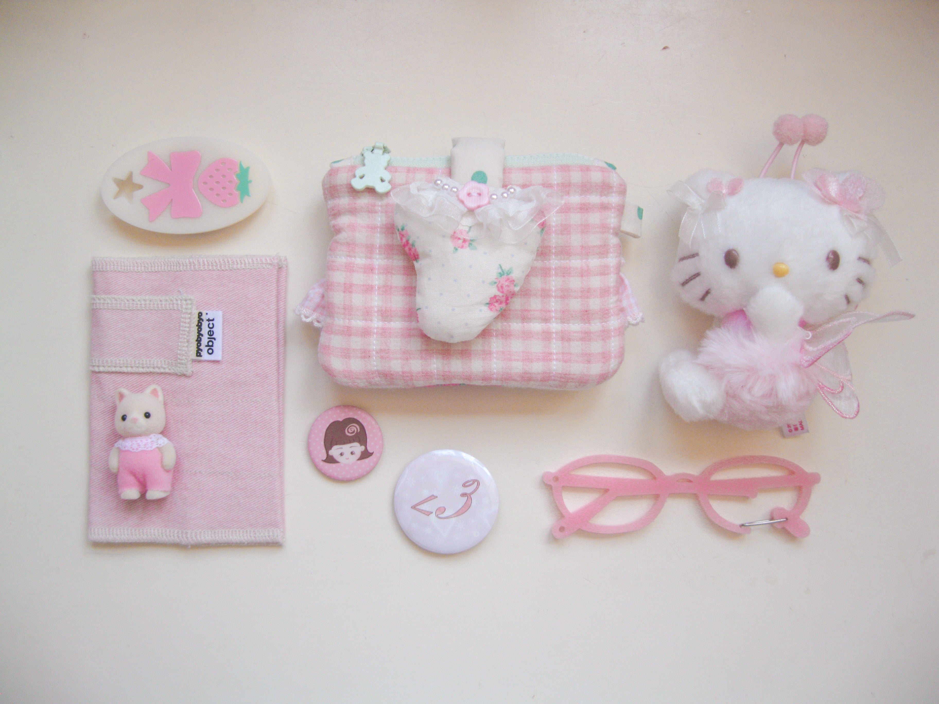puffy wallet (strawberry)